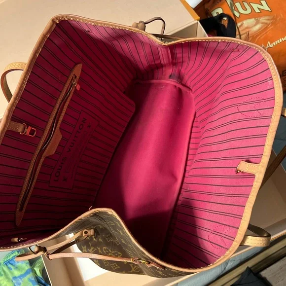 Louis Vuitton Brown Monogram Tote - Picture 6 of 6